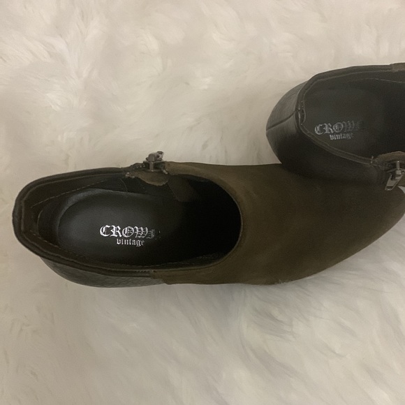 Crown - Suede Bootie - Brown - Size 7.5 - with box - Picture 7 of 11